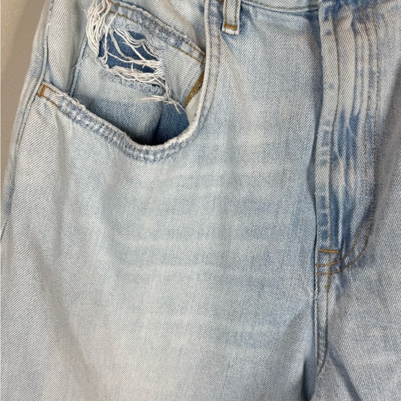 7FAM The Jennifer 90’s Embroidered Baggy High Rise Jeans Size 26 - Picture 6 of 15